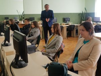 Студенти, пишіть Вікіпедію!